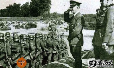 ​为何二战时德国士兵都背着一个铁罐子？关键时候可以保命