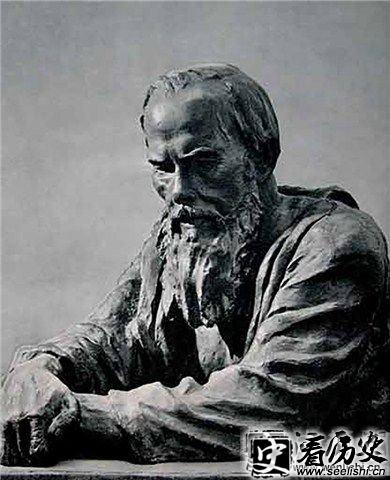 陀思妥耶夫斯基雕像