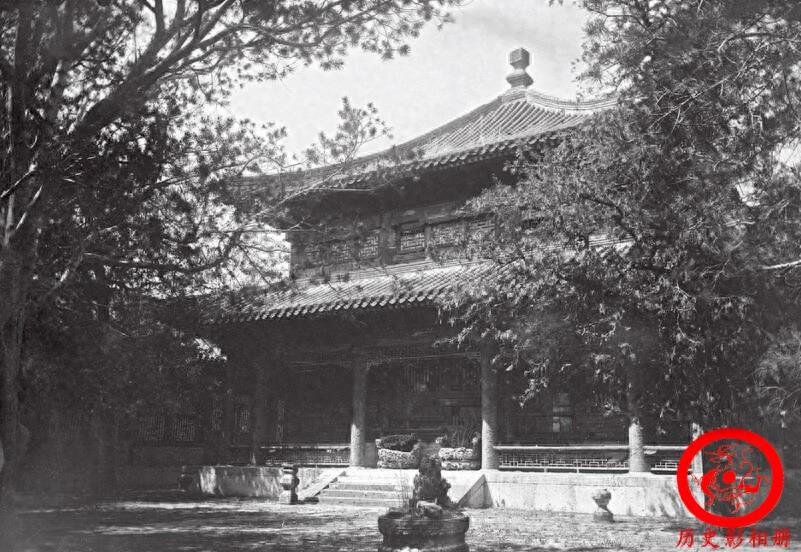 老照片再现圆明园被毁前的样子：图七很罕见，图十是多宝琉璃塔