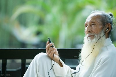 ​腹式呼吸，气沉丹田，到底该怎么练？脑能呼吸了解下