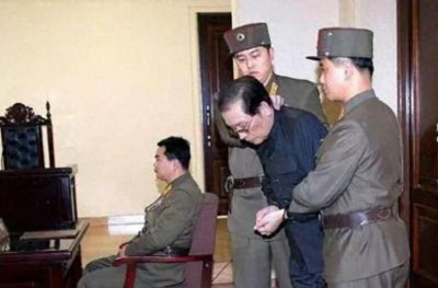 ​炮决张成泽的真相：金正恩“动我女人 向我开枪 这样算便宜他了！”