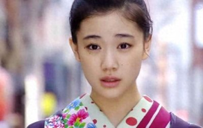 ​苍井优：落入凡间的美丽精灵，她一抹微笑，足以让世界变的更美好
