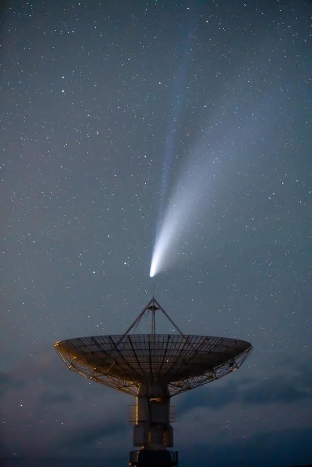 离我们最近的哈雷彗星（夜空中最长的彗星）(14)
