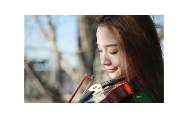 和女的聊天话题，怎么跟女生聊天
