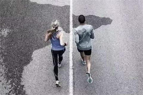 为什么跟女生聊天总是冷场？这样聊破解你的聊久凉