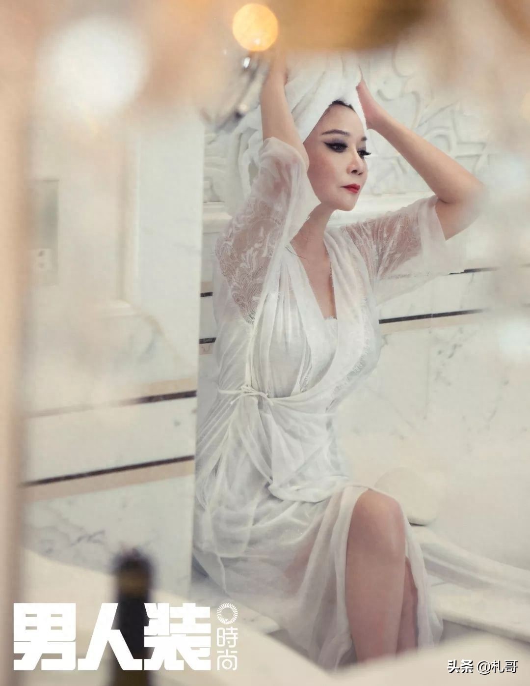 小品演员 蔡明 拍摄《男人装》,性感颠覆你的三观