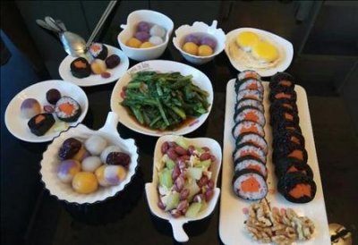 ​新年吃什么东西好(春节必吃的食物及寓意)