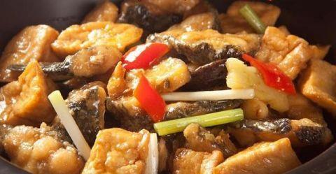 灵马鲶鱼与豆腐的不解之缘 它就是南宁的美食之一！