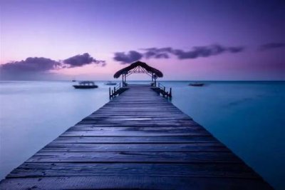 ​表达舍不得离别的句子发朋友圈，最感动的离别短句