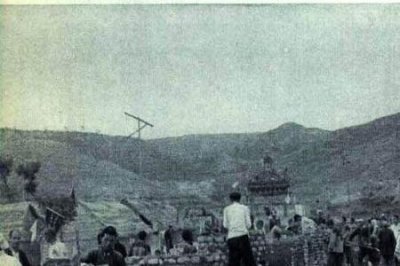 ​大炼钢铁历史事件的目的