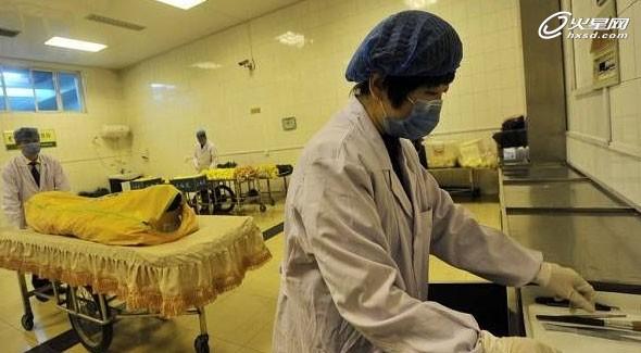 入殓师这个职业是干什么的(入殓师是什么样的职业)(4)