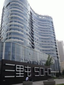 ​三里屯soho购物中心(三里屯soho租金)