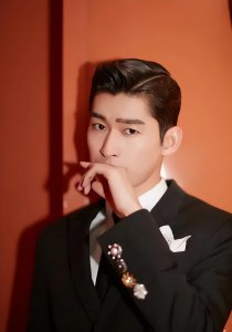 ​张翰娜扎分手分手原因曝光，疑似二人感情观念不合，网友：没意思