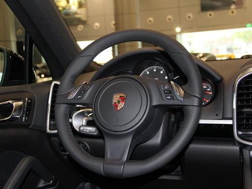 新手开保时捷卡宴(开卡宴的司机为何都如此)(3)