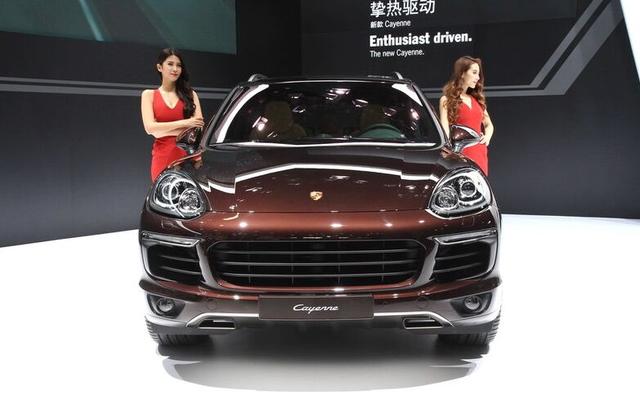 新手开保时捷卡宴(开卡宴的司机为何都如此)(1)