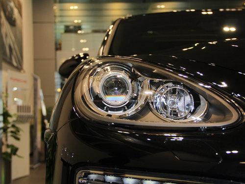 新手开保时捷卡宴(开卡宴的司机为何都如此)(2)