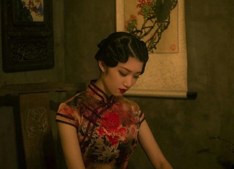 一个女人对你“有意思”,她就会用这三种方式“暗示”你 一个女人对你“有意思”,她就会用这三种方式“暗示”你