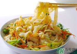 吃凉皮的好处 吃凉皮的危害 吃凉皮的好处 吃凉皮的危害