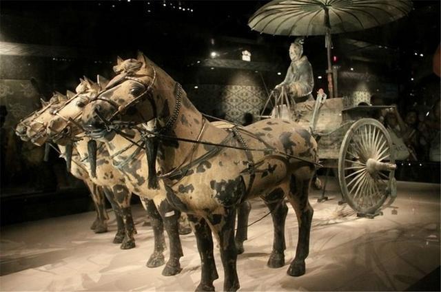 出土的兵马俑只是很少一部分,为何不继续挖?专家:现在没那个胆