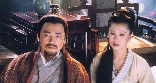 金庸笔下的刀白凤最忌讳丈夫纳妾,为何临死让段誉娶那几个女子?