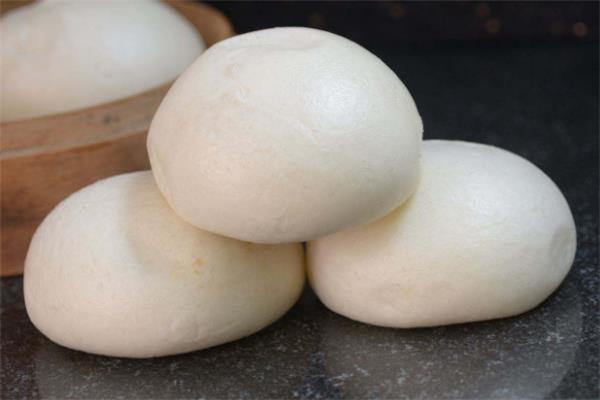 做馒头什么时候放碱最好 做馒头可以不放碱面吗 做馒头什么时候放碱最好 做馒头可以不放碱面吗