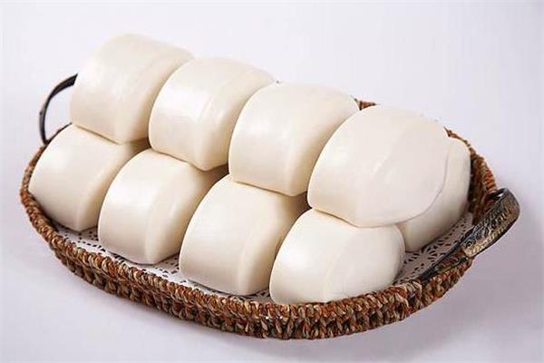 做馒头什么时候放碱最好 做馒头可以不放碱面吗 做馒头什么时候放碱最好 做馒头可以不放碱面吗