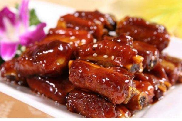 糖醋排骨怎么做好吃 糖醋排骨的简单做法 糖醋排骨怎么做好吃 糖醋排骨的简单做法
