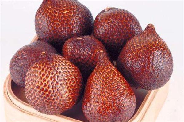 蛇皮果的功效与作用(蛇皮果的食用禁忌)