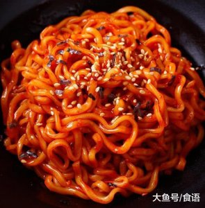 ​为什么“火鸡面”那么辣, 吃的人反而还那么多, 真的有那么好吃吗