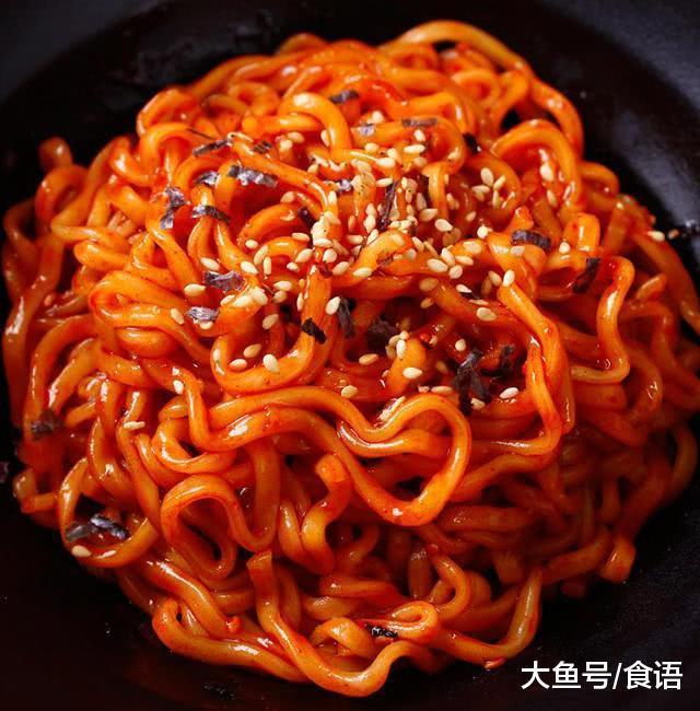 为什么“火鸡面”那么辣, 吃的人反而还那么多, 真的有那么好吃吗