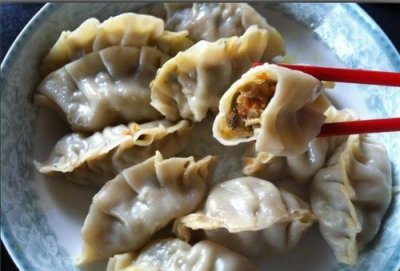 ​蒸饺子需要多长时间,速冻饺子蒸几分钟能熟