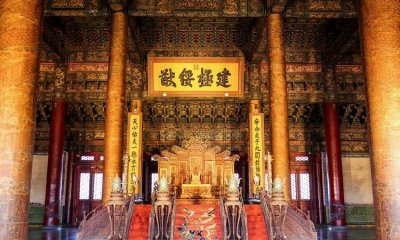 ​丹墀和丹陛区别,联步趋丹陛中的趋是什么意思