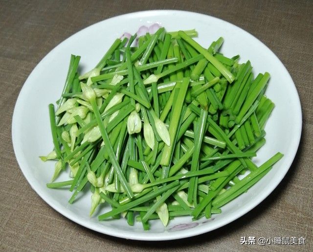 肚丝怎么炒好吃(教你超简单爆炒牛肚丝的家常做法)