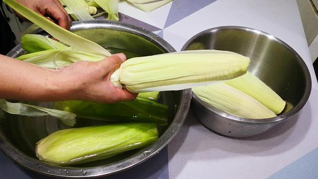 如何煮玉米才能又糯又香(煮玉米要牢记5要点)(5)