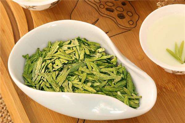 西湖龙井会失眠吗 西湖龙井什么人不能喝 西湖龙井会失眠吗 西湖龙井什么人不能喝