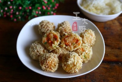 ​好吃的香酥鸡肉丸，大厨手把手教你做，一口一个外焦里嫩，太香了