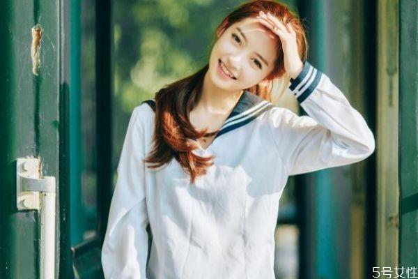 女生跟你说晚安的真正含义 晚安和好梦哪个更暧昧 女生跟你说晚安的真正含义 晚安和好梦哪个更暧昧