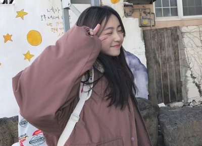 ​易烊千玺胖了十斤