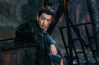 ​中戏审美永远的神！这8位中戏男演员，个个玉树临风，惊艳众人！