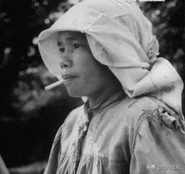 你见过最帅的吸烟姿势吗？