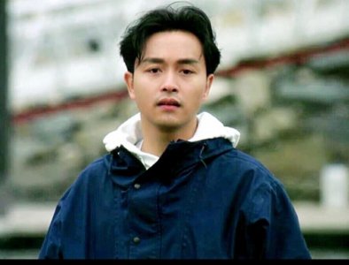 ​张国荣坠楼去世19年，现场仍人山人海！纪念作品盘点您想说什么？