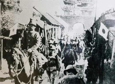 ​“土肥圆”和“土肥原”其实不用解释，就知道是个日本甲级战犯