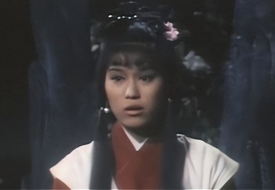 ​杨不悔别尬演，她少女感十足，她英姿飒爽，她演技浮夸