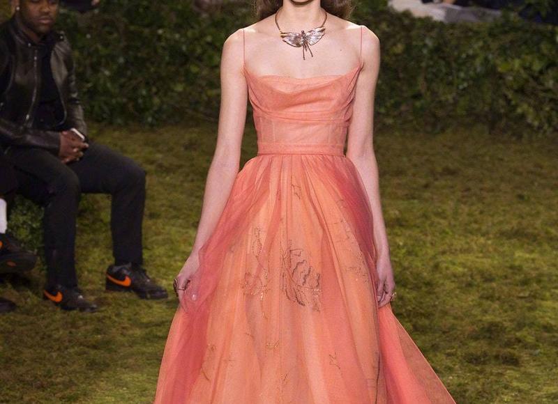 何以笙箫默剧照(应晖明明比何以琛更富有) 何以笙箫默剧照(应晖明明比何以琛更富有)