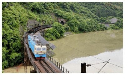 ​福建铁路，到底是落后还是发达？