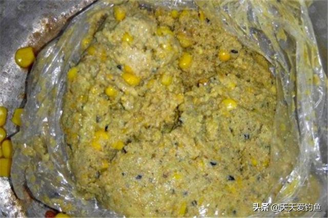 经典钓草鱼饵料配方大全（几款绝杀饵料配方）(4)