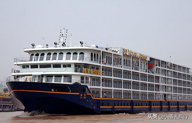 三峡游轮5天4夜豪华阳台价格（2022年五一三峡游轮航线介绍及价格）(2)