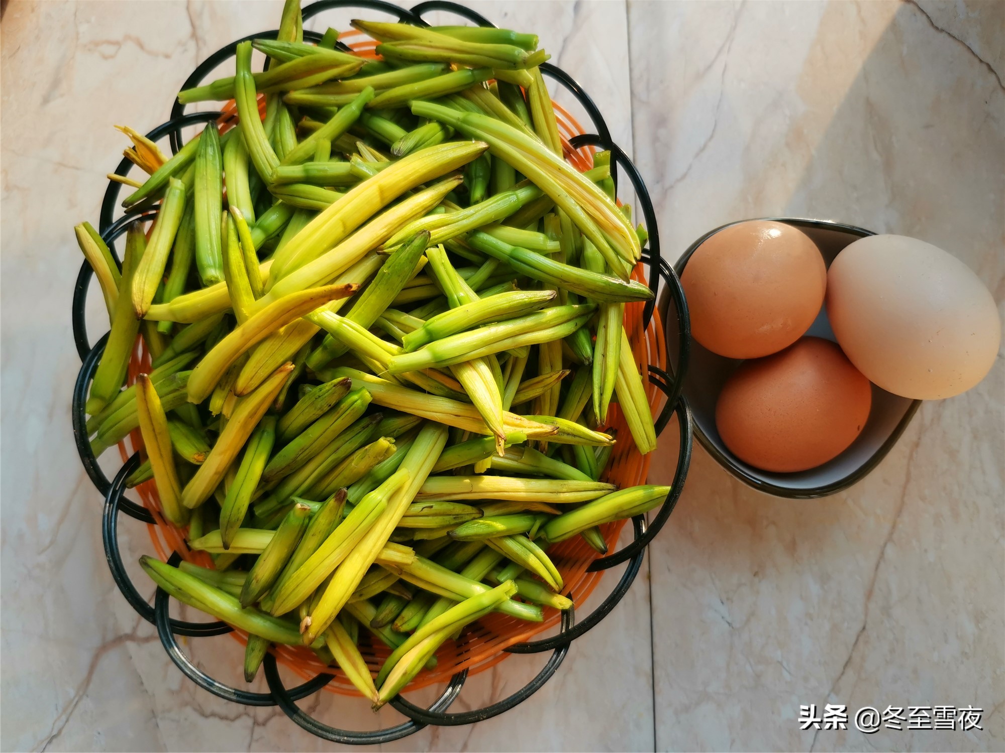 鲜黄花菜的家常做法（简单又下凡的新鲜黄花菜做法）