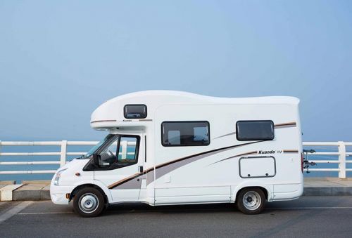 自行式房车和拖挂房车哪个好?自行式房车和拖挂房车的区别-第1张图片-