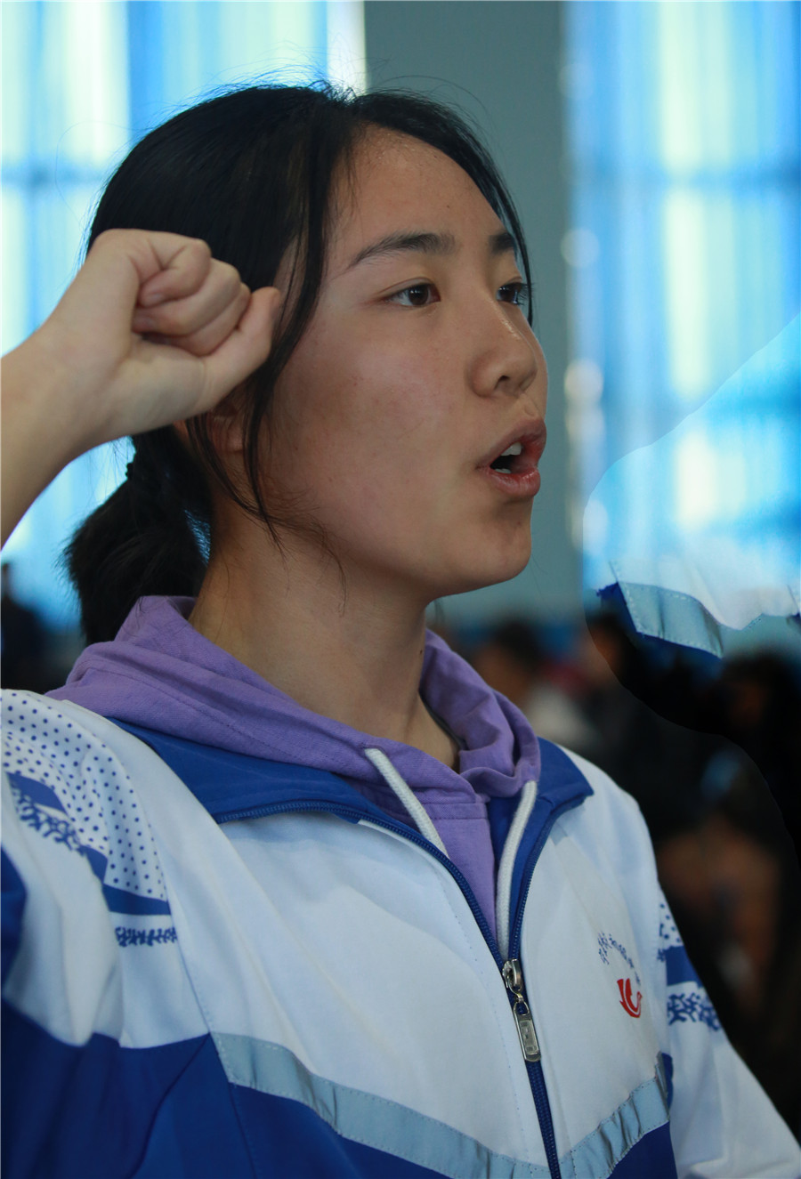 初中毕业的男孩适合学什么技术:男孩初中毕业学什么技前途?